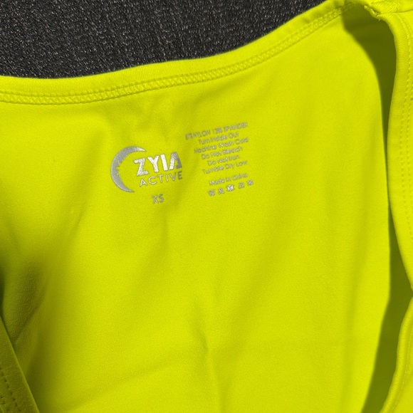 ZYIA High Neck Lime Green Crop Top - Picture 2 of 2